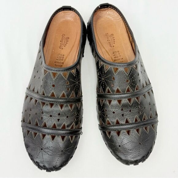 Spring Step FUSALIDE Black Leather Perforated Designed Slip On Statement Slide - Picture 4 of 15